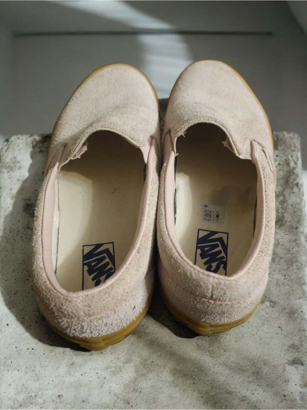 Vans Men's Slip-On Suede Loafers in Blush Pink with Gum Sole - Picture 2 of 3